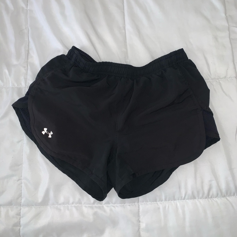 Under Armour black shorts